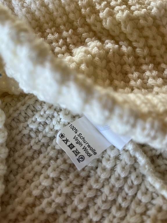 Foulard & Sciarpe: Mützenschal von Schalmuetzel – Usato da Tägerwilen venduto da Clemenz70 2