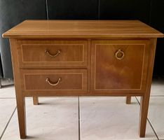 Vintage Nachttisch Kommode Holz mit 2 Schubladen und 1 Tür