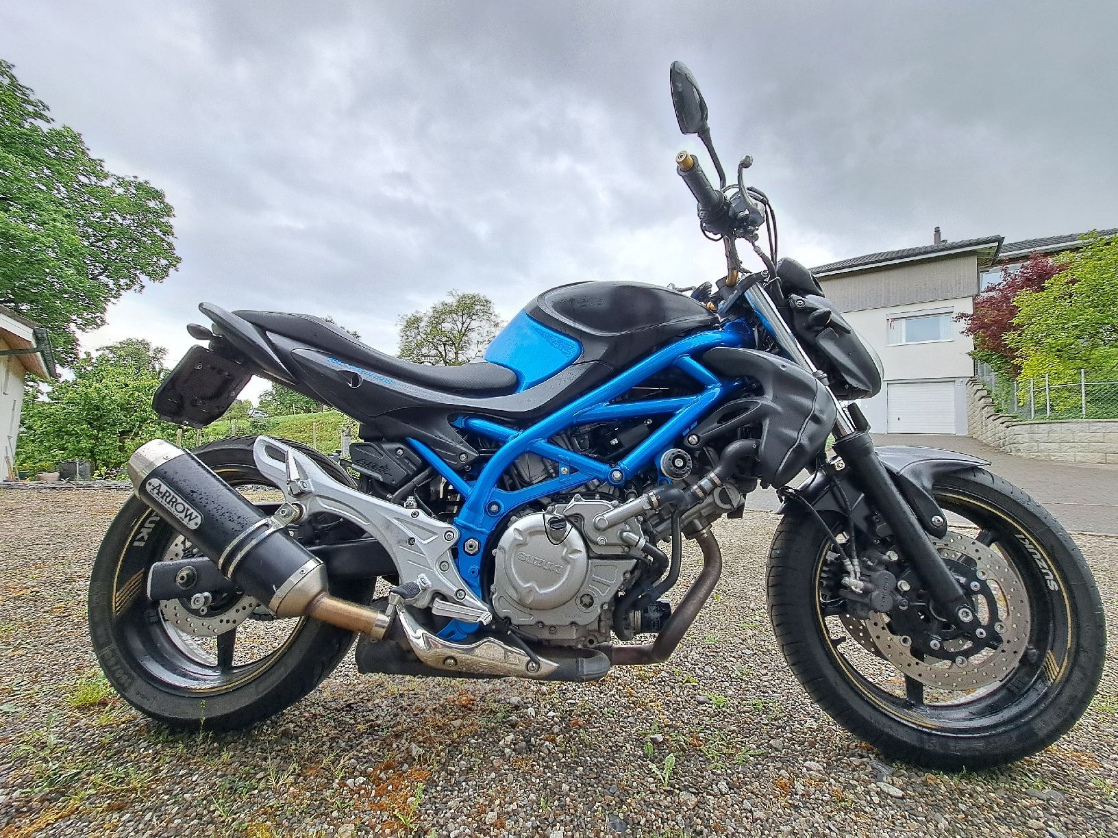 Suzuki Strada: Suzuki SFV 650 A – Usato da Hitzkirch venduto da miguman72