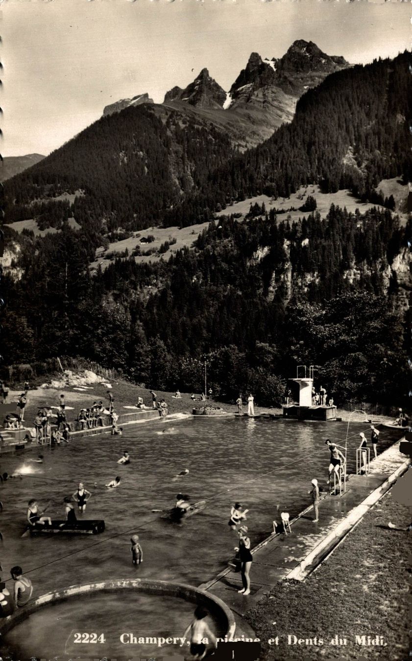 Cartoline postali: Champéry, la piscine et Dent du Midi – Usato da Bronschhofen venduto da Astore