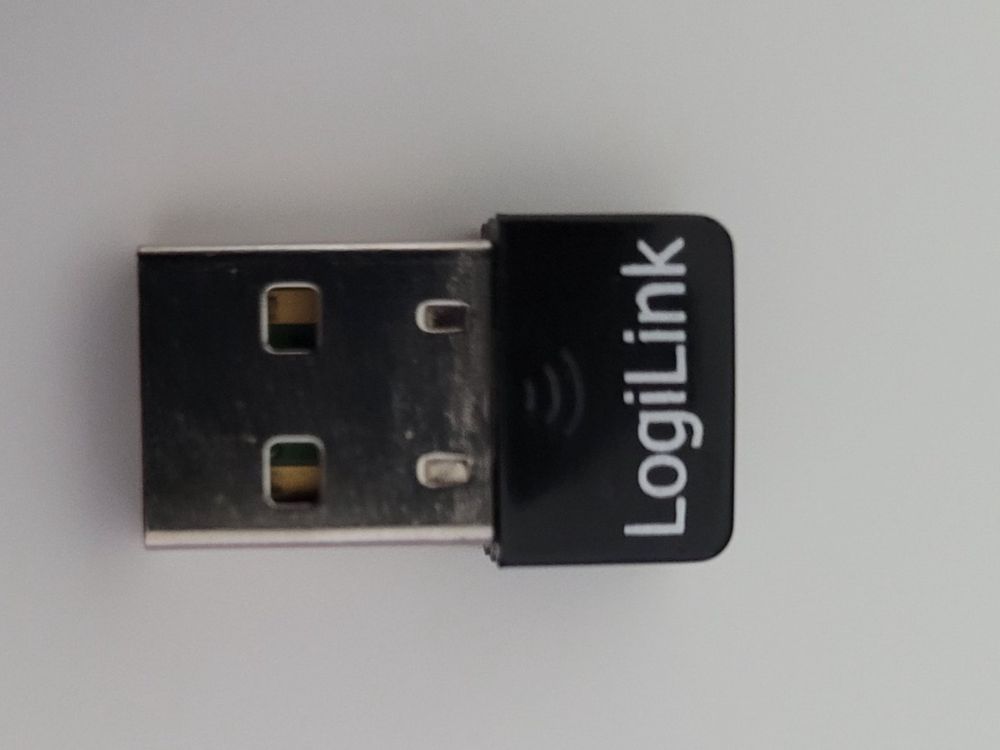Adaptateur USB Wi-Fi 6E LogiLink - Support Magnétique, Triple Bande (2.4/5/5.8 GHz), Vitesses Jusqu'à 1201 Mbps, Compatible Windows/Linux