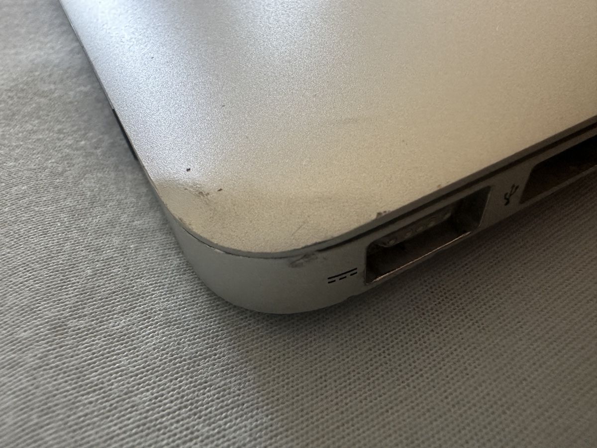 Apple Portables: Appel MacBook Air gebraucht – D'occasion à adliswil par iri_8fjv 2