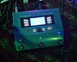 TC Helicon VoiceLive Play Effektprozessor mit OVP