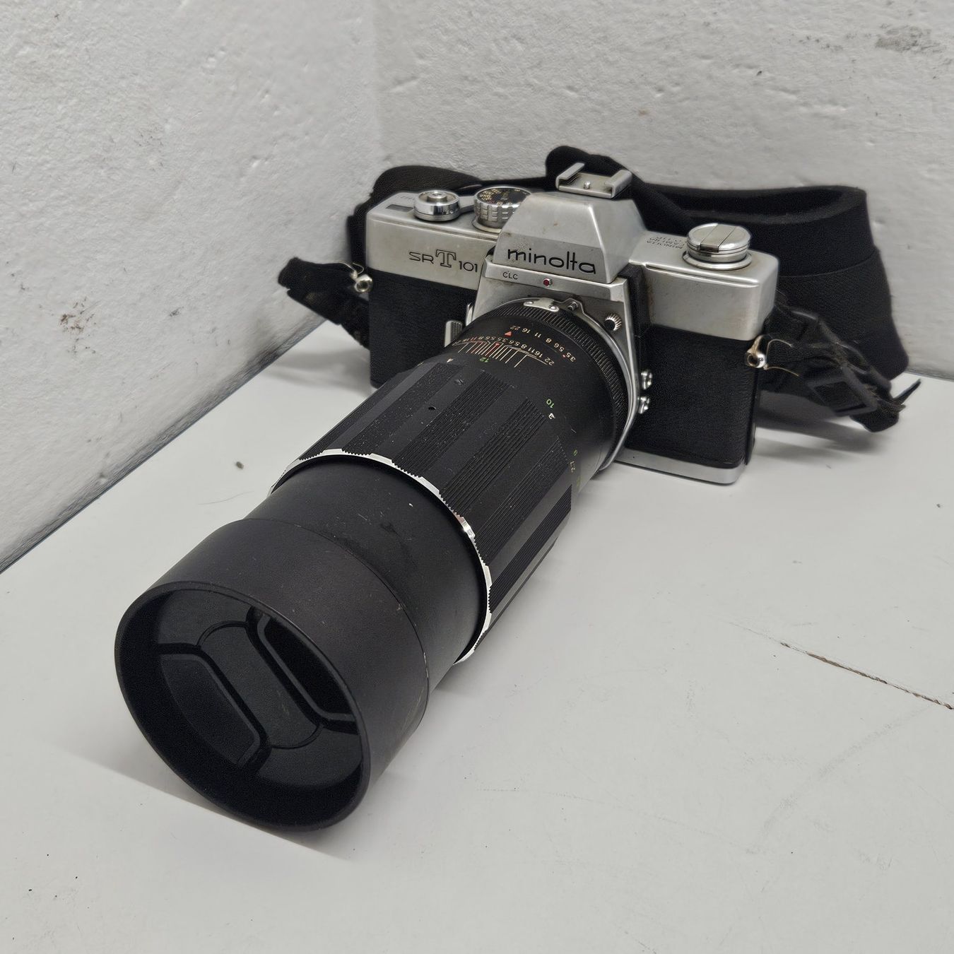 Minolta Fotocamera: Minolta SRT 101 gem. Bilder! – Usato da Niederdorf venduto da LeptonAG