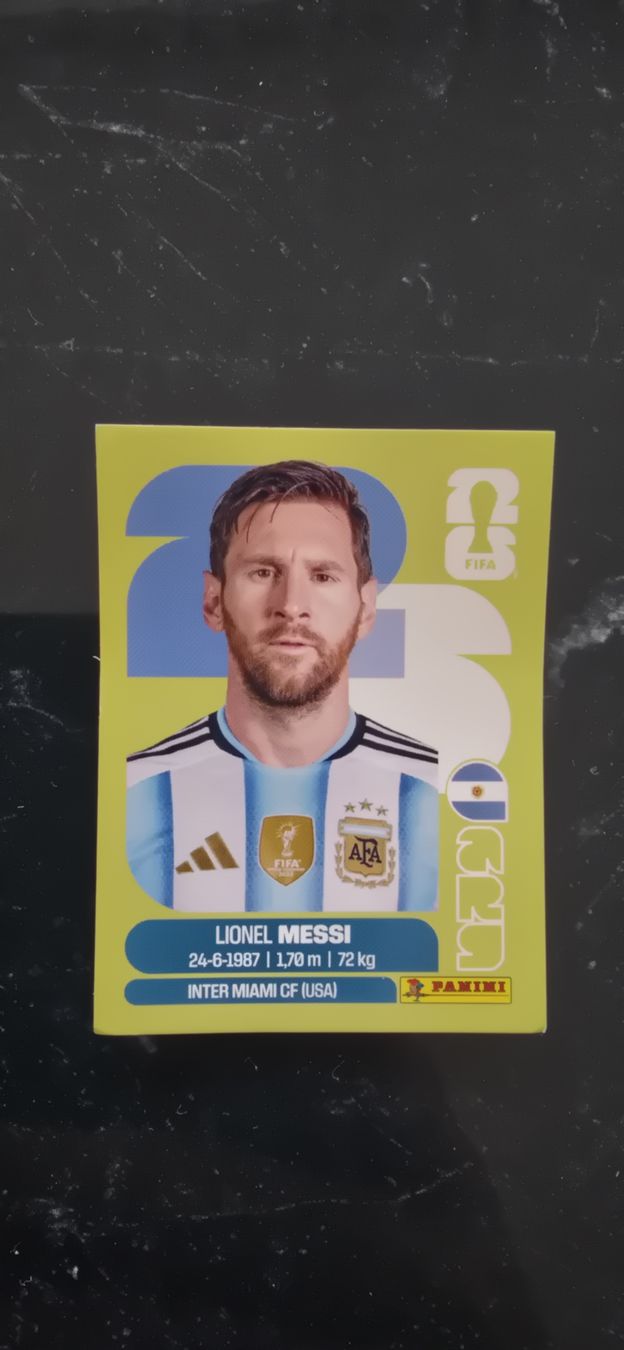 Panini Carte collezionabili: WM 2026 Panini Arg 17 / Messi  – Nuovo e nell'imballaggio originale da Löhningen venduto da iltekin