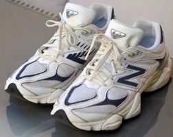 Sneakers New Balance 9060 .42.5