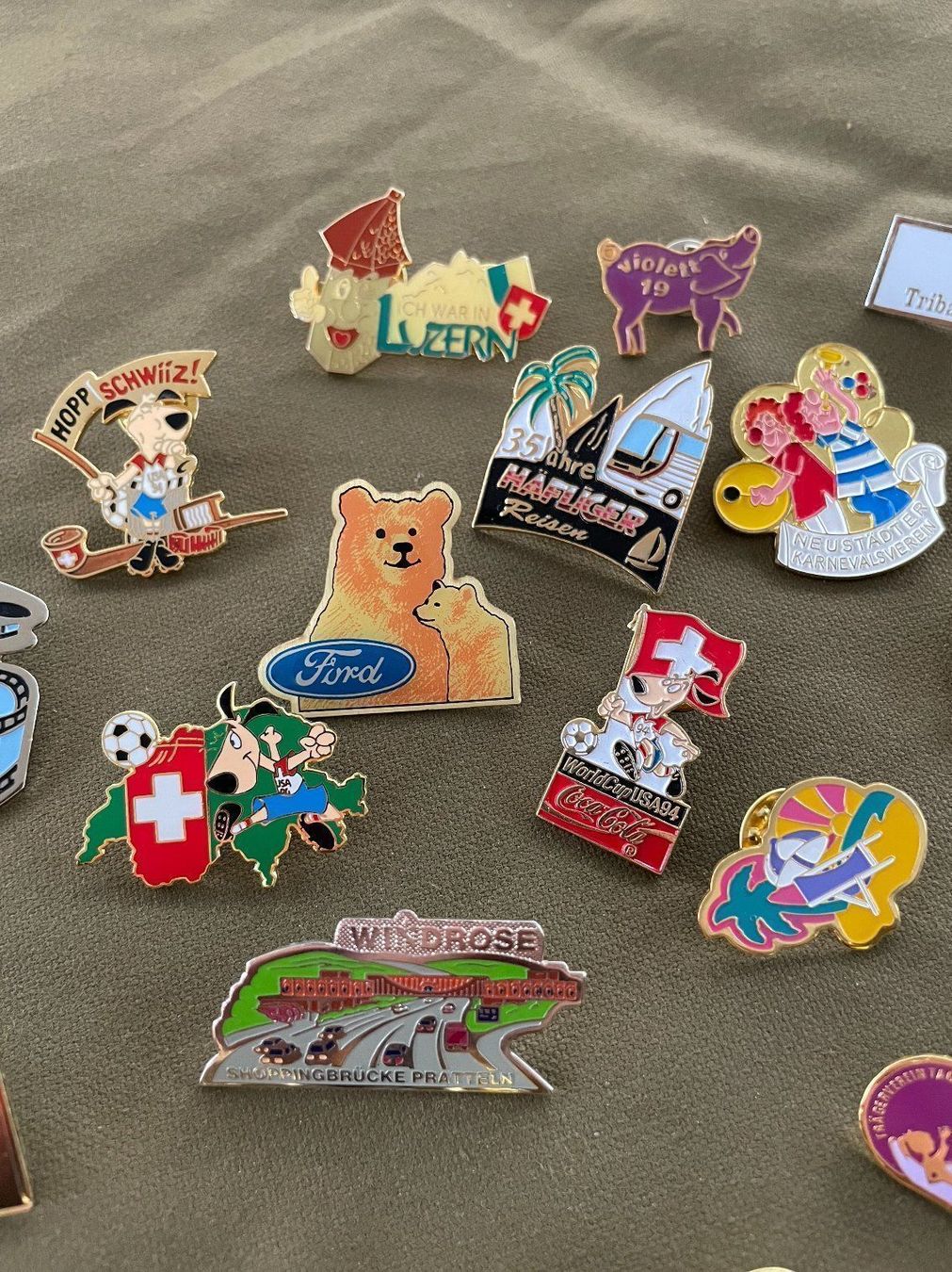 Placchette & Badge: diverse Pins – Usato da Dagmersellen venduto da Arcticsnow2017 5