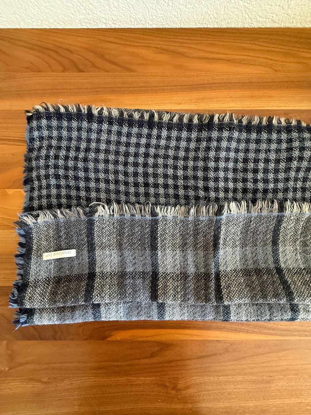 Foulards, Tücher & Schals: Karierter Schal – Gebraucht aus Küsnacht ZH von nat_m97w 1