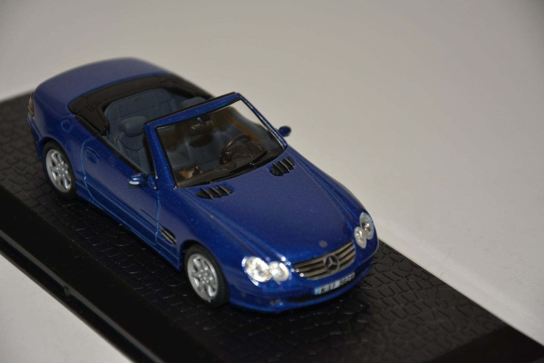 Mercedes-Benz Modellini d'auto: Mercedes Benz SL600 2003 , 1:43 – Nuovo (secondo la descrizione) da Goldach venduto da Feivel9 4