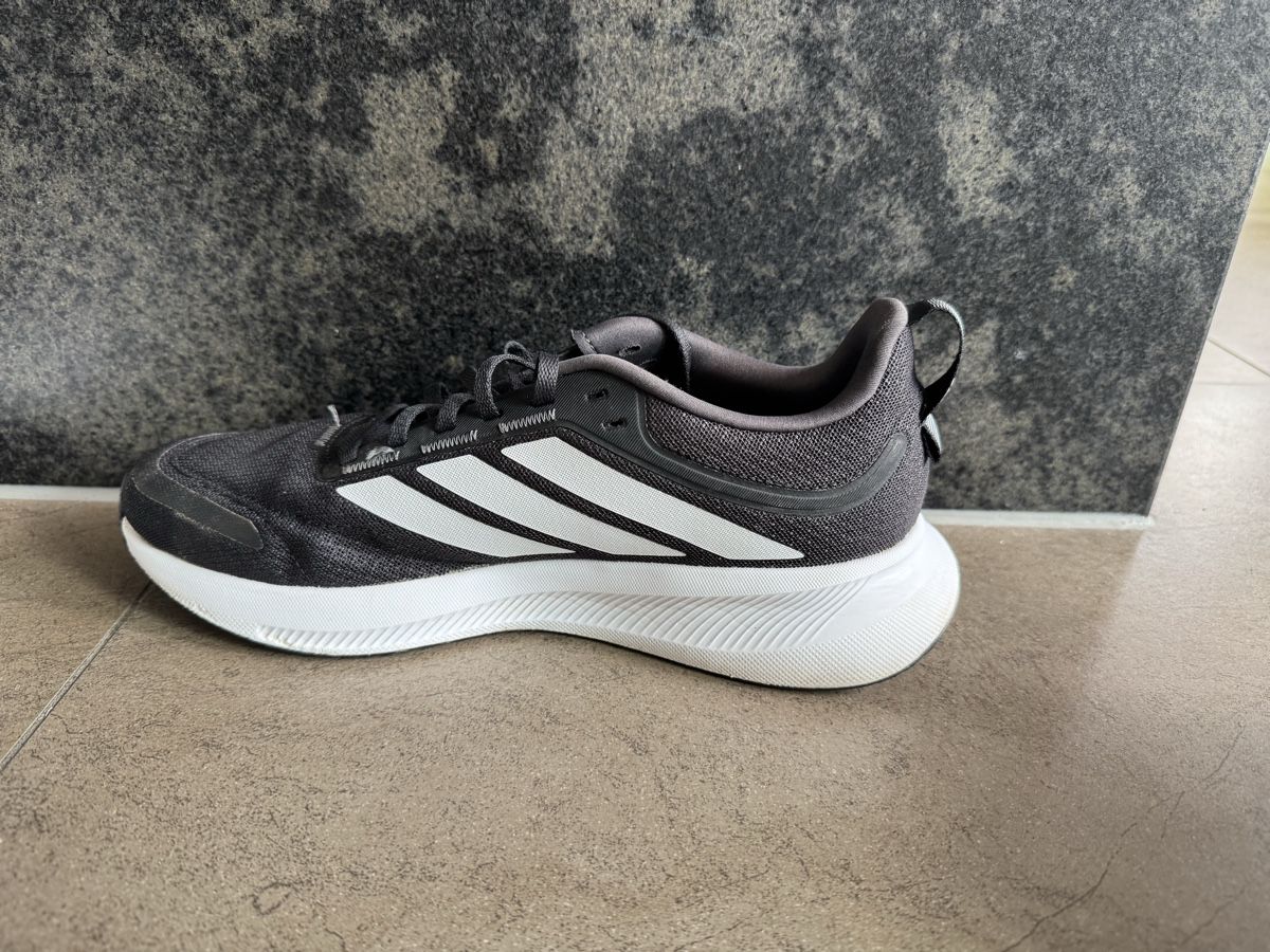Adidas Herrenschuhe: Adidas Cloudfoam – Neu (gemäss Beschreibung) aus Corpataux von seniz 1
