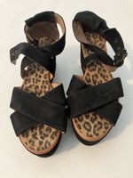 Schwarze Wildleder Sandalen von Minimarket, Gr. 39