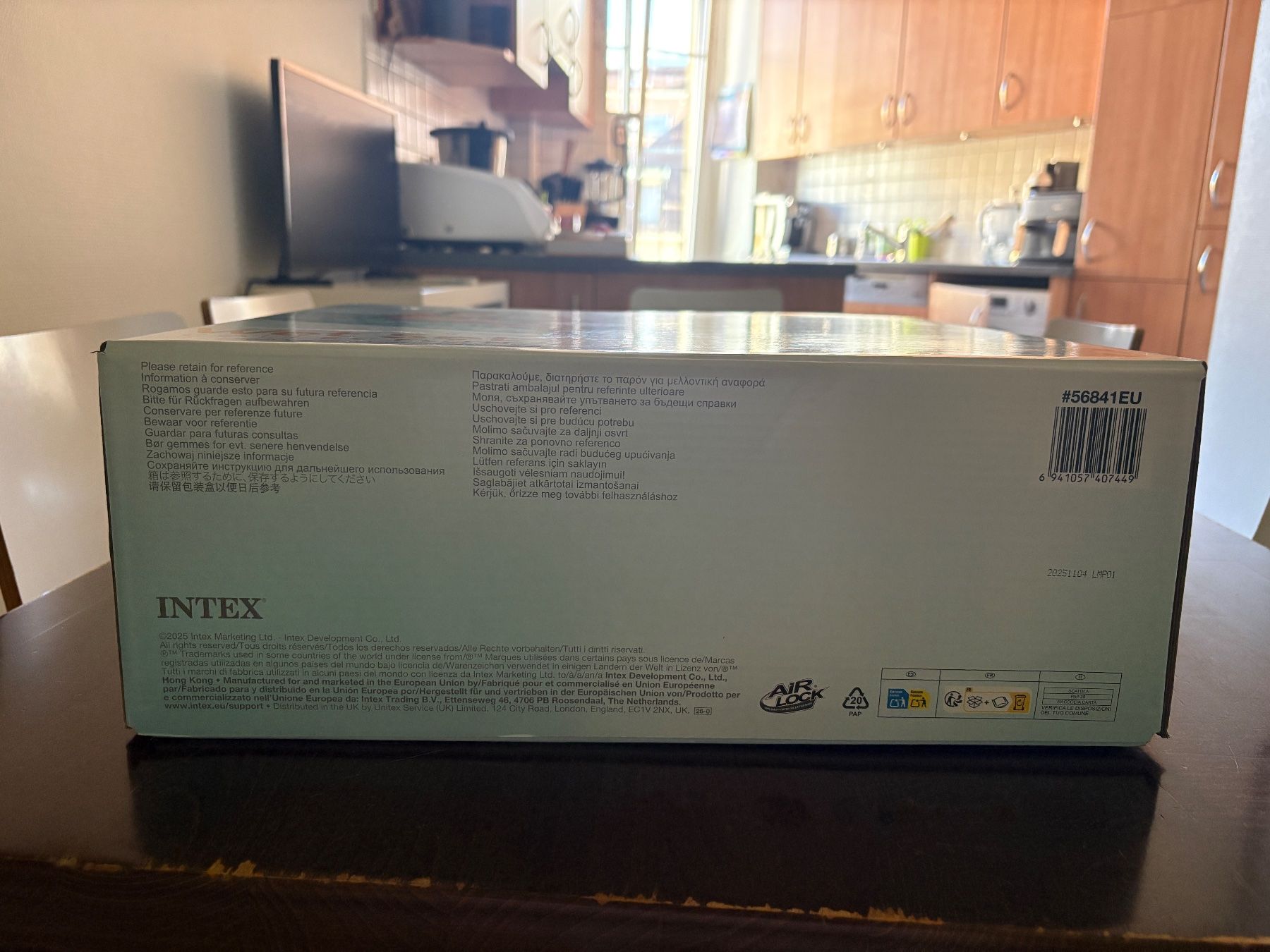 Materassi: NEUF - Intex matelas gonflable géant 2.90 x 2.26m – Nuovo e nell'imballaggio originale da Lausanne venduto da kek_my9j 5
