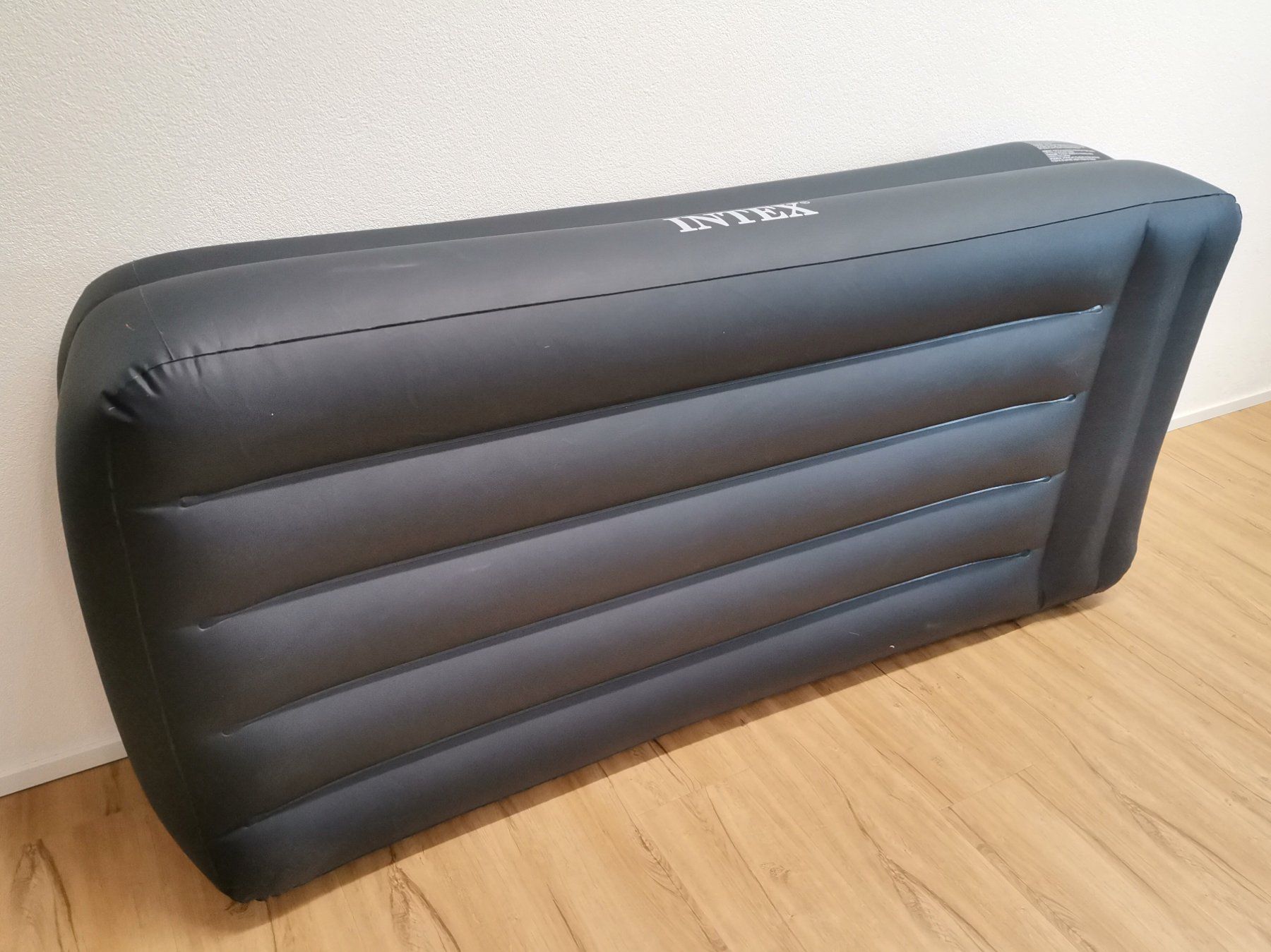 Matratzen: INTEX Luftmatratze – Gebraucht aus Schaffhausen von Restwert_SH 2