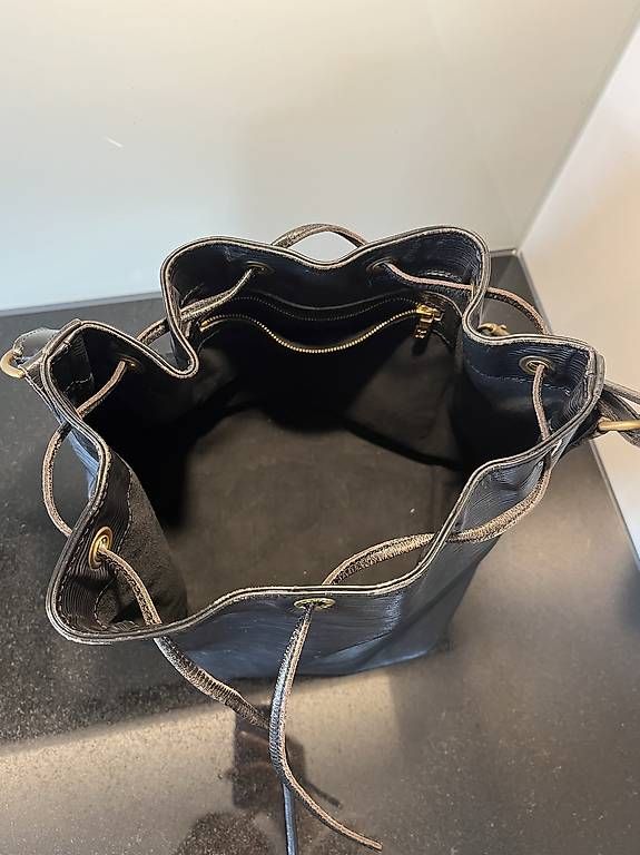 Louis Vuitton Sacs femmes: Louis Vitton Petit Sac Noe – D'occasion à Luzern par LauraLynnMeier 3