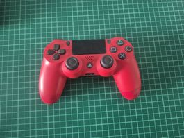Sony PlayStation 4 Controller rot gebrauchter Zustand