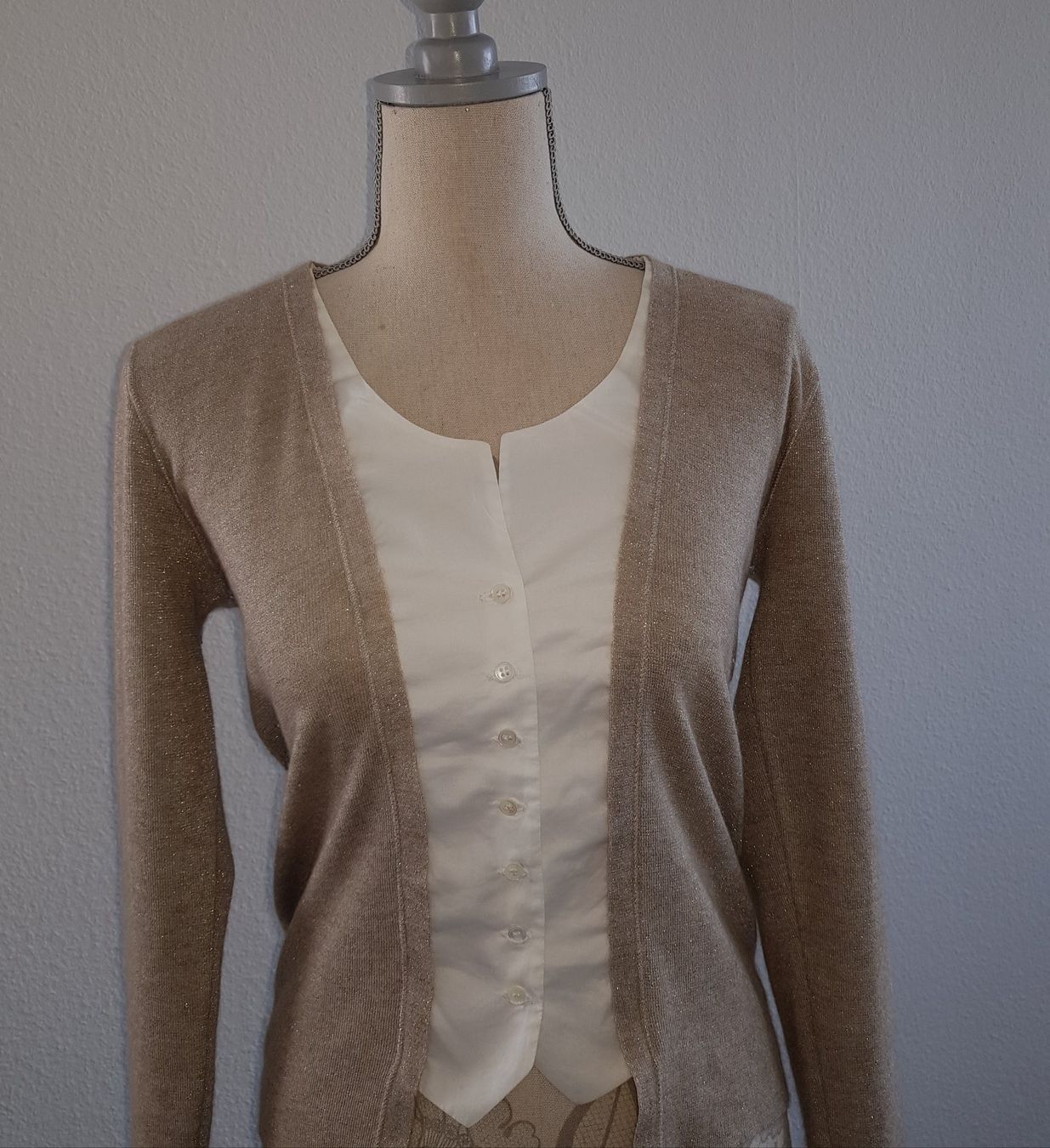Brunello Cucinelli Chemisiers: Brunello Cuccinelli.   Pulli, Bluse – D'occasion à Wetzikon ZH par med_2y76