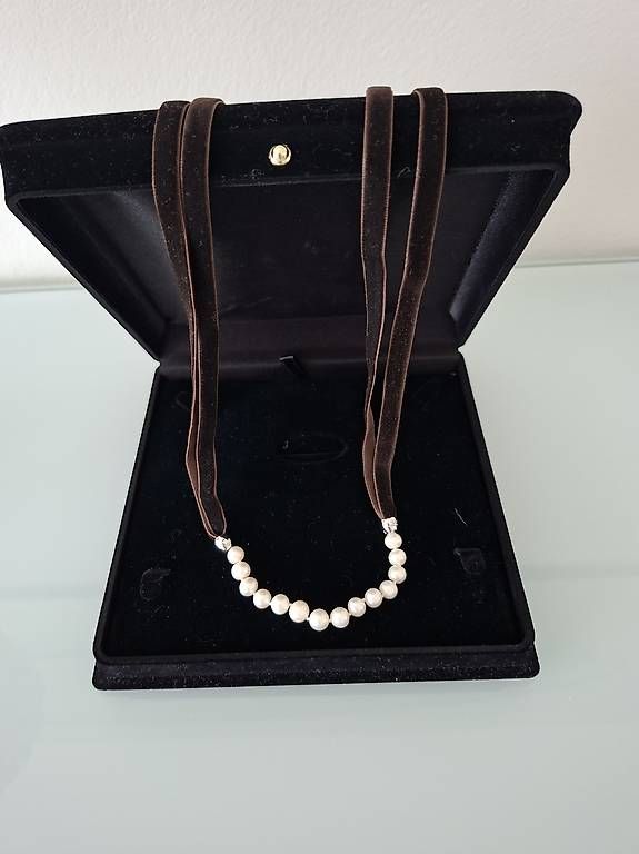 Catenine: Lola Bow Halskette – Usato da Bern venduto da ANIP