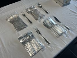 SOLA versilbertes Besteck, neuwertig - Baguette gastro