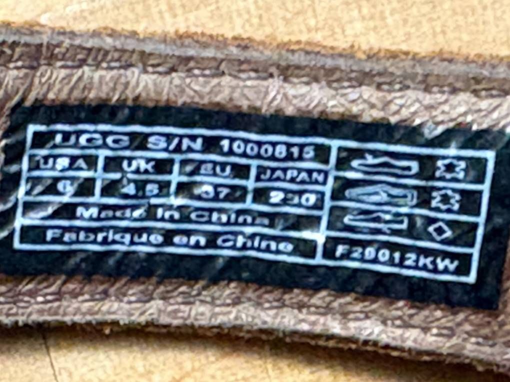 Ugg Damenschuhe: Wie neu: Soft-Clocks UGG Gr. 36/37 – Neu (gemäss Beschreibung) aus Willisau von ani_gtk8 4