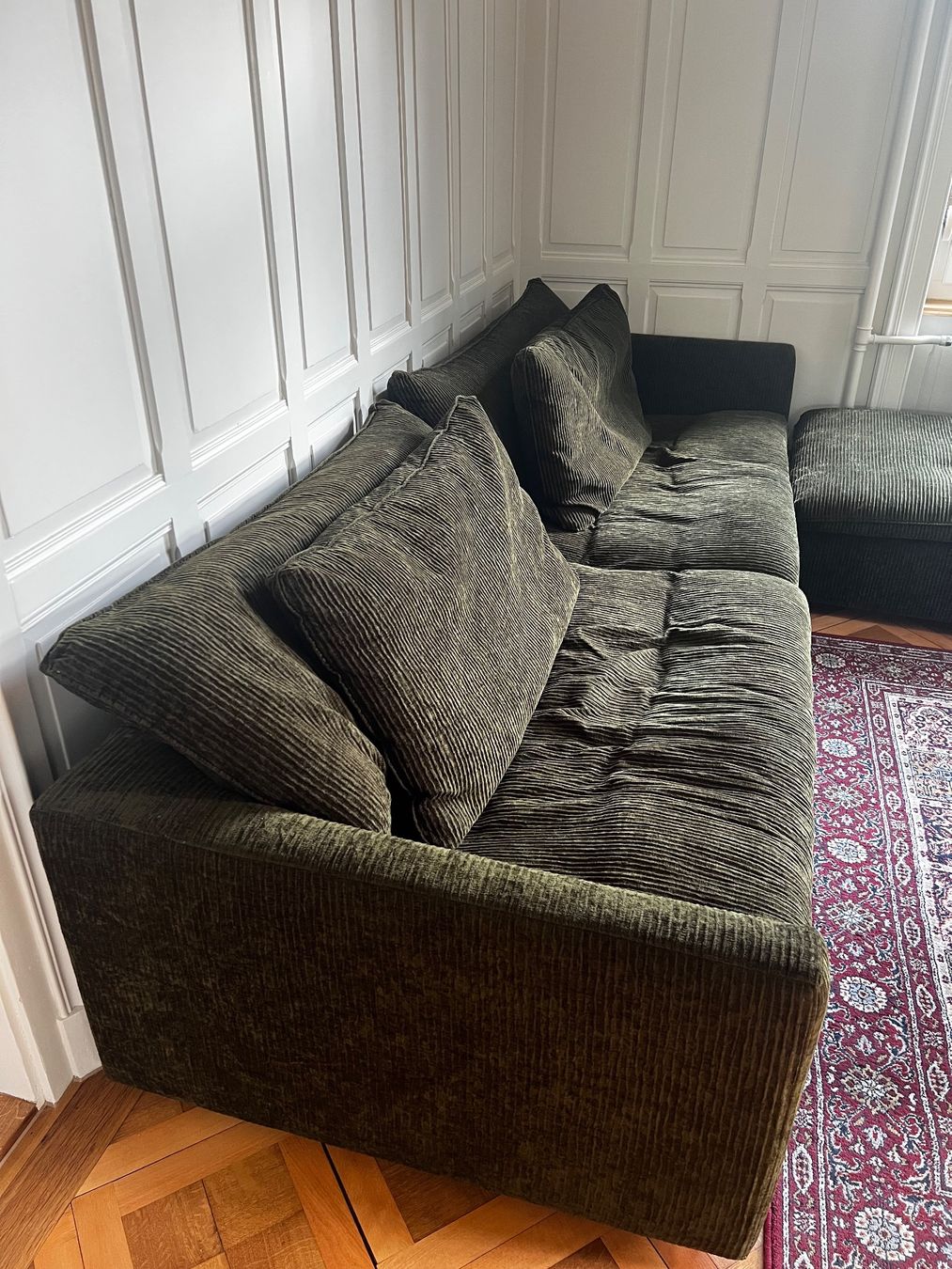 Divani: GRÜNES SOFA WIE NEU – Usato da Cressier FR venduto da marie.poe 1