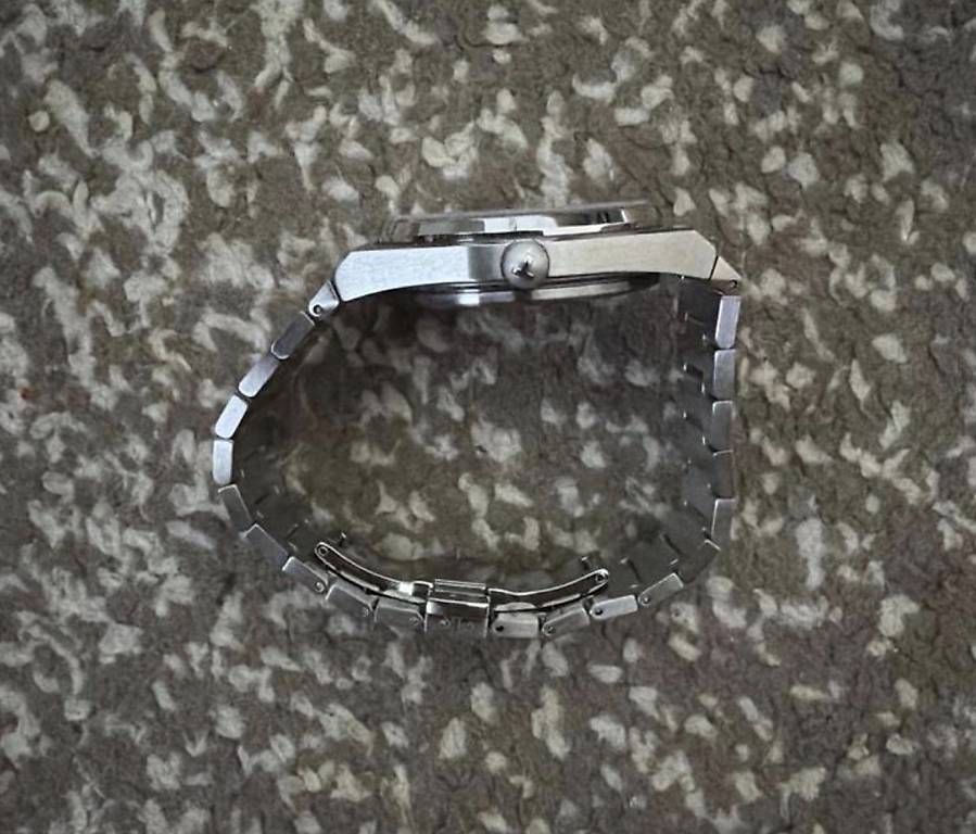 Tissot Uhren: Tissot PRX schwarz quarz 40 mm – Gebraucht aus Basel von Adri.M 2