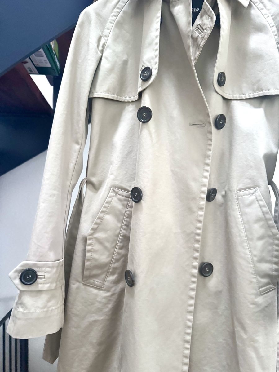 Dsquared2 Cappotti: DSQUARED2 Trenchcoat – Nuovo (secondo la descrizione) da Luzern venduto da raquel.m 3