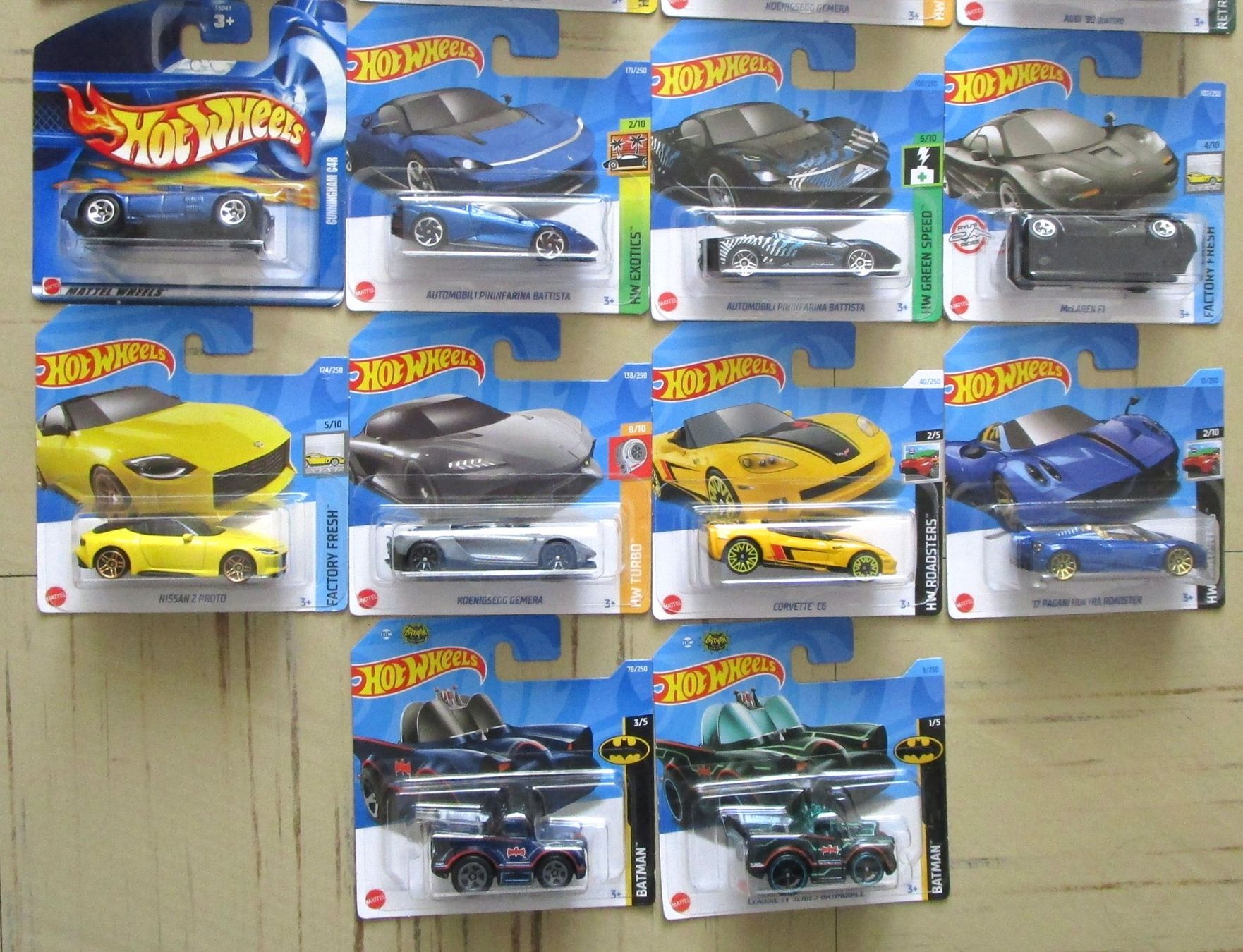Hot Wheels Modellini d'auto: LOT DE 22 HOT WHEELS 1/64 – Nuovo e nell'imballaggio originale da Chêne-Bourg venduto da breno56 2