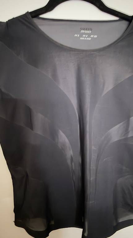 Tops: Transparentes langarm Top. Oysho – D'occasion à Zürich par sab_bl7c 1