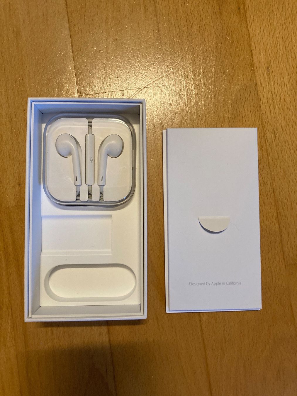Apple Handys / Smartphones: iPhone SE (2016) – Gebraucht aus Utzenstorf von  1