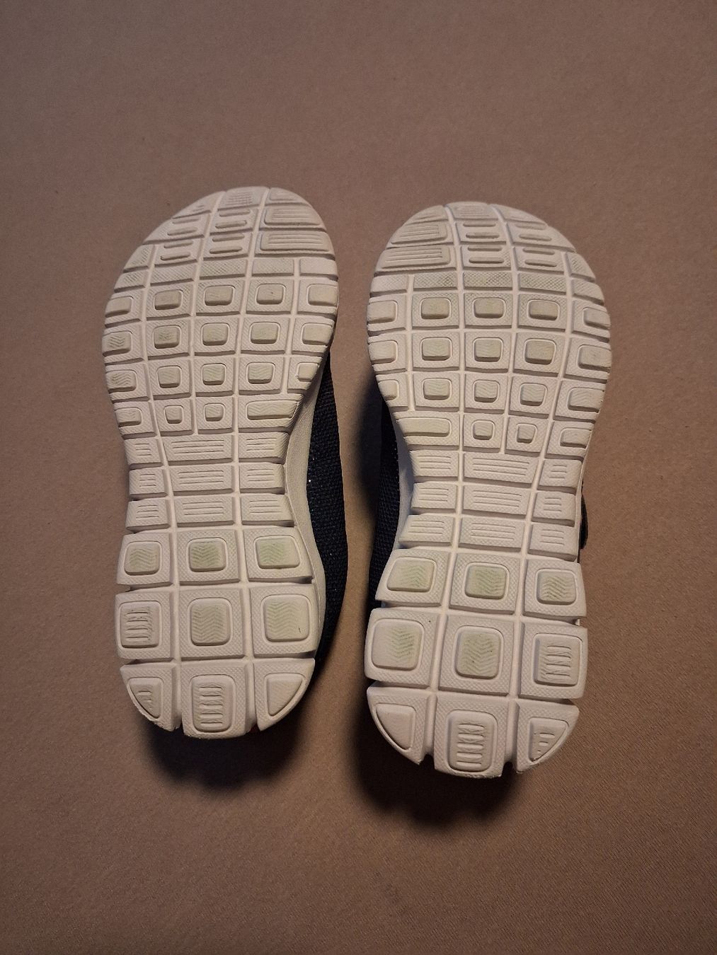 Dosenbach Scarpe per ragazzi: Turnschuhe Gr. 28 rosa/blau – Usato da Orvin venduto da Mi-Re-22 3
