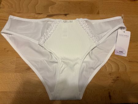 Lascona Slip, Weiss, Gr. 40/42, Neu mit Etikett, Sommer