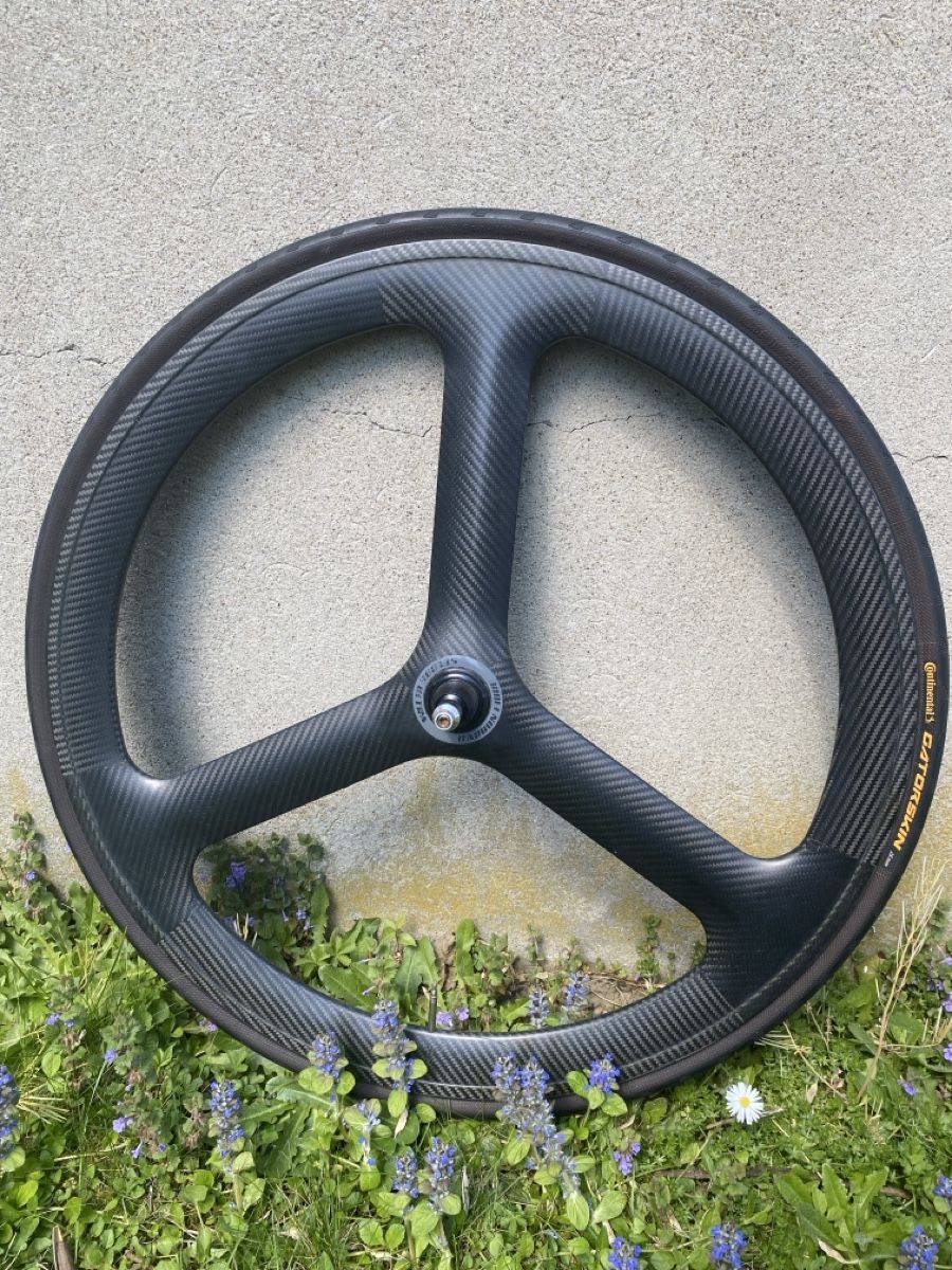 Pneus & Kompletträder: Three spoke carbon wheel clincher – Neu (gemäss Beschreibung) aus Glattbrugg von Junst 1