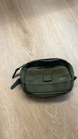 Pochette tasmanian tiger utilitaire vert foncée état neu