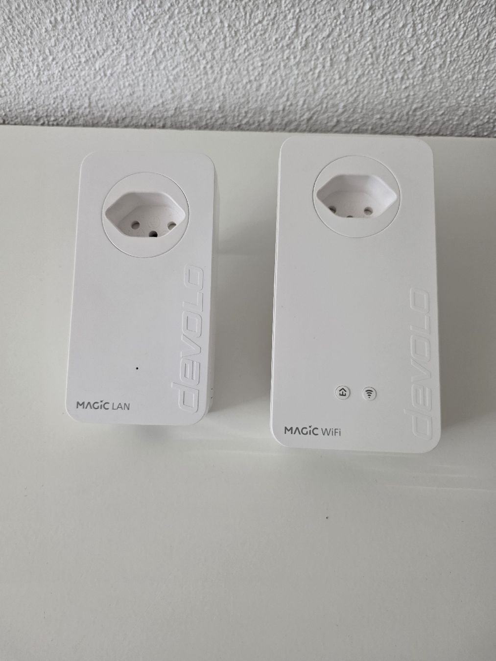 Devolo Unità & Adattatore: Devolo Magic 2 WiFi next Starter Kit 2400Mbit/s – Usato da Dübendorf venduto da minawa7