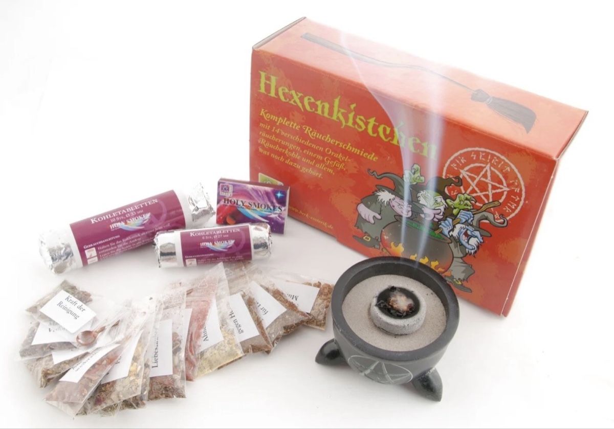 Tutte le decorazioni: Hexenkistchen – Nuovo e nell'imballaggio originale da Widnau venduto da Lilana 1