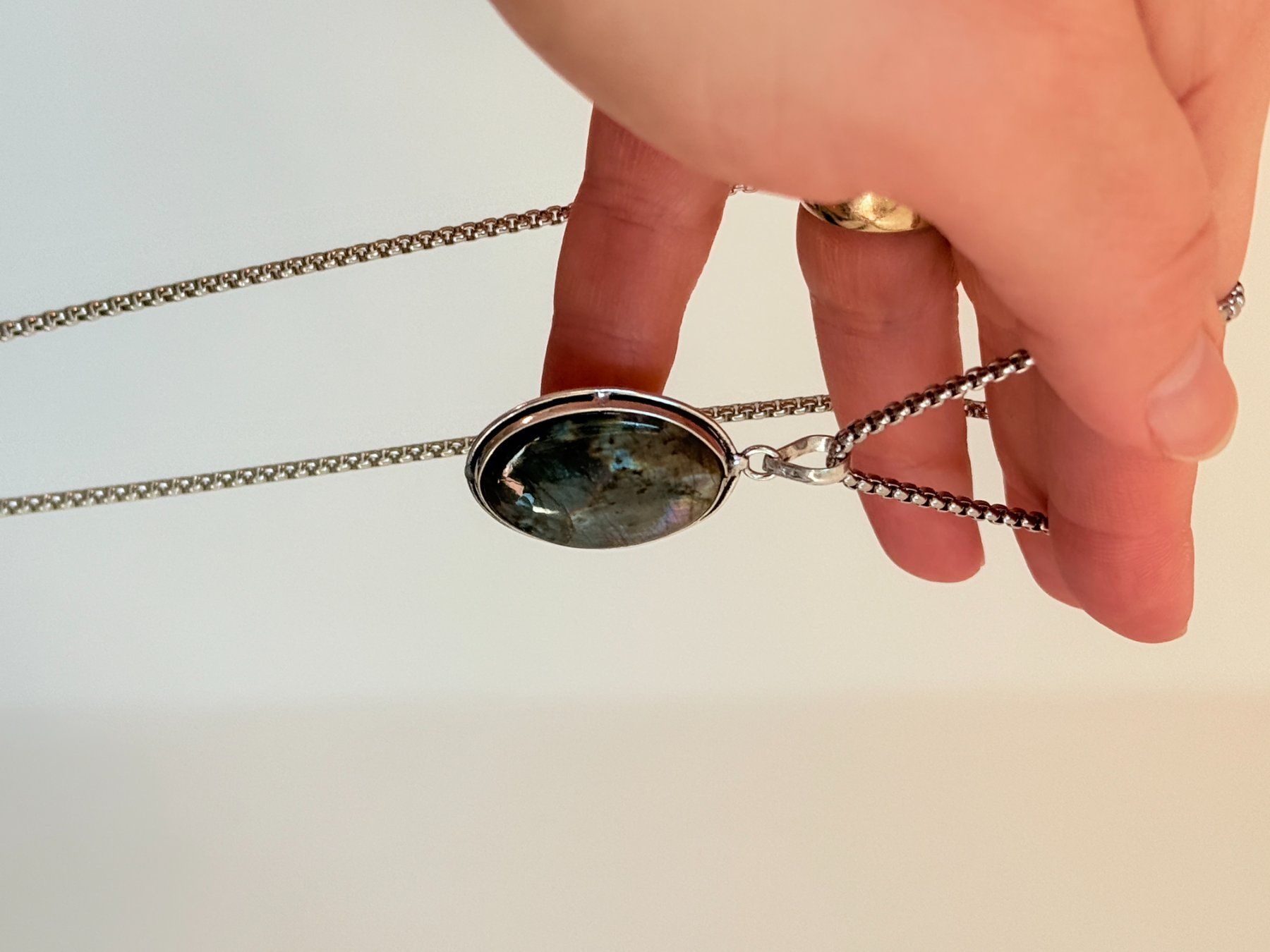 Ketten: Collier avec Labradorite – Neu und originalverpackt aus Genève von AWWA 3
