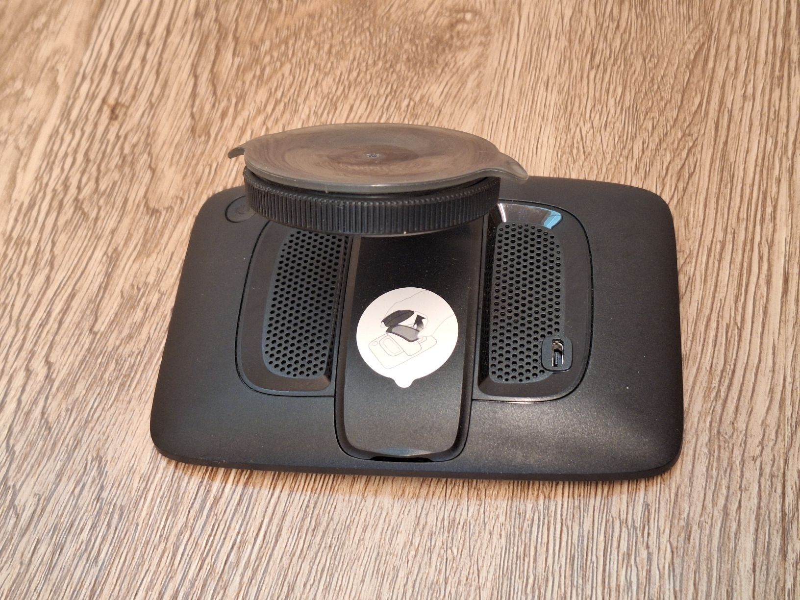 Tomtom Navigatori: TomTom GPS- Navigationsgerät mit Ladekabel – Usato da Bennau venduto da van_xnq2 3