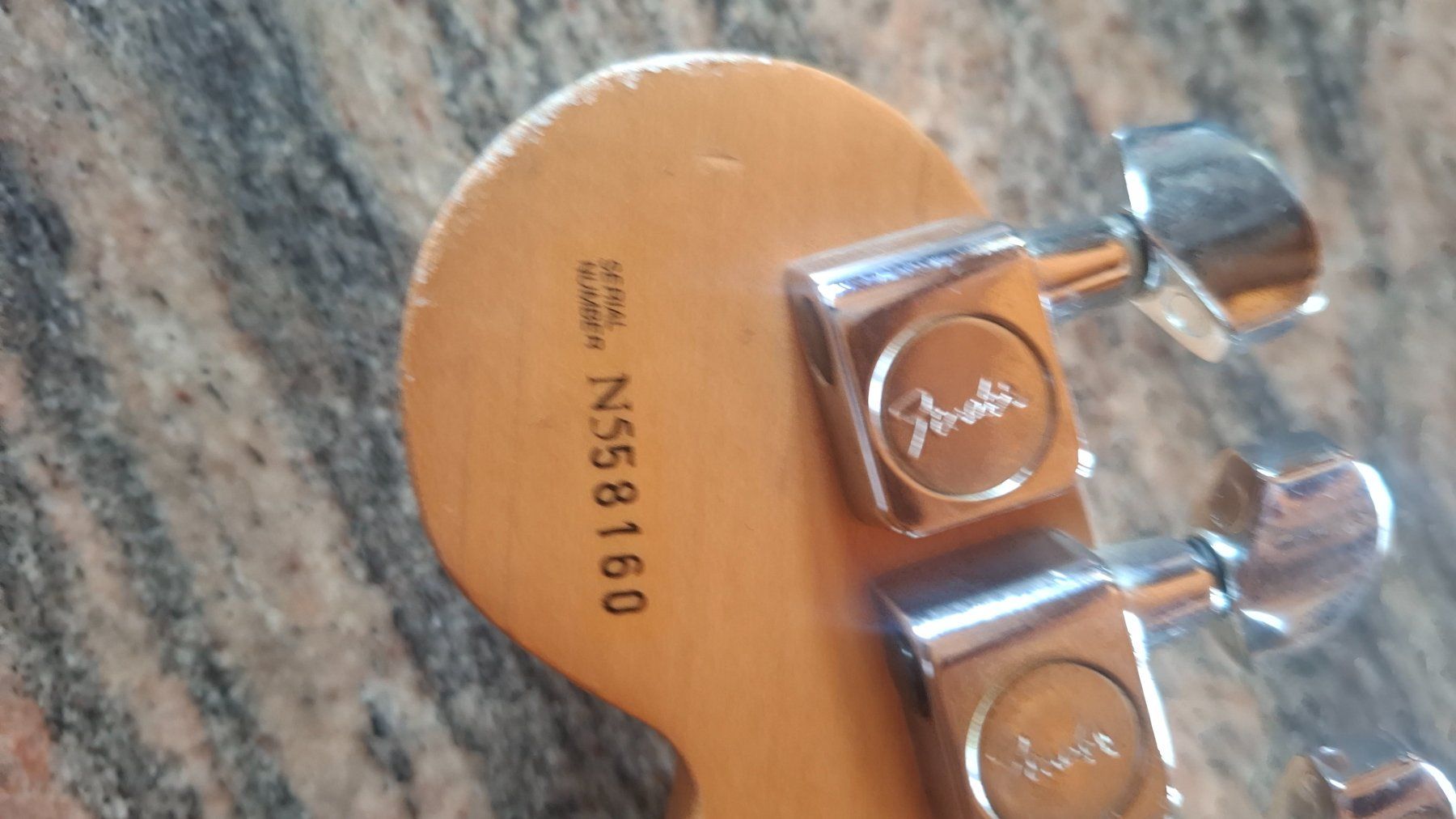Fender Instruments de musique: Fender Stratocaster USA 1995 – D'occasion à St-Martin VS par jul_9tsx 2