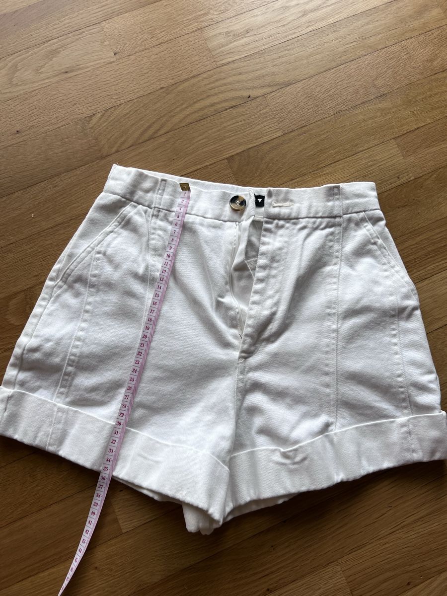 Zara Pantalons: ZARA Short S – Neuf (Voir description) à Neuhaus SG par bernike