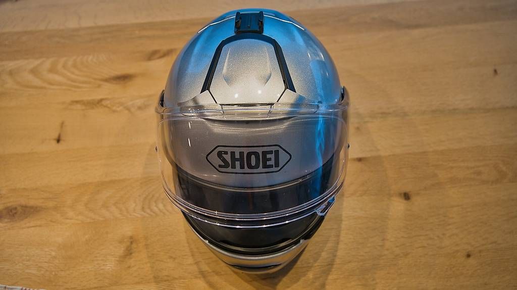 Shoei Caschi & visiere: SHOEI Neotec Light Silver  Gr S – Usato da Ibach venduto da Jochri