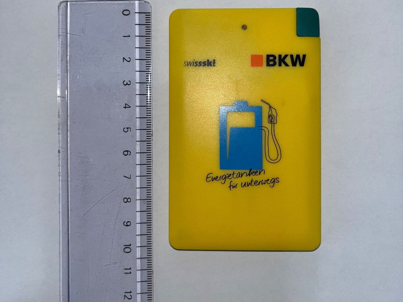 Caricabatterie: Mini Powerbank – Usato da Au ZH venduto da Comeback_Q 1