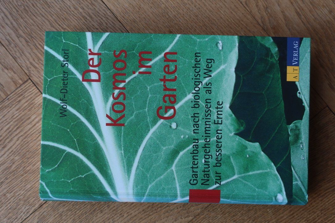 Libri: Der Kosmos im Garten – Nuovo (secondo la descrizione) da Basel venduto da MLIB09