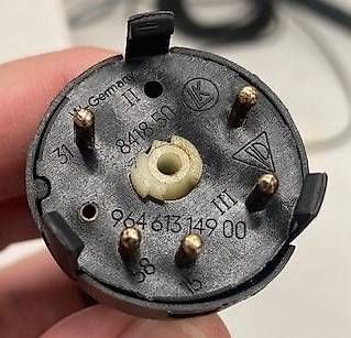 Tutti pezzi di ricambio auto: PORSCHE 911 SCHALTER NEBELSCHEINWERFER 964/993 – Usato da Sirnach venduto da fantasticprice 1