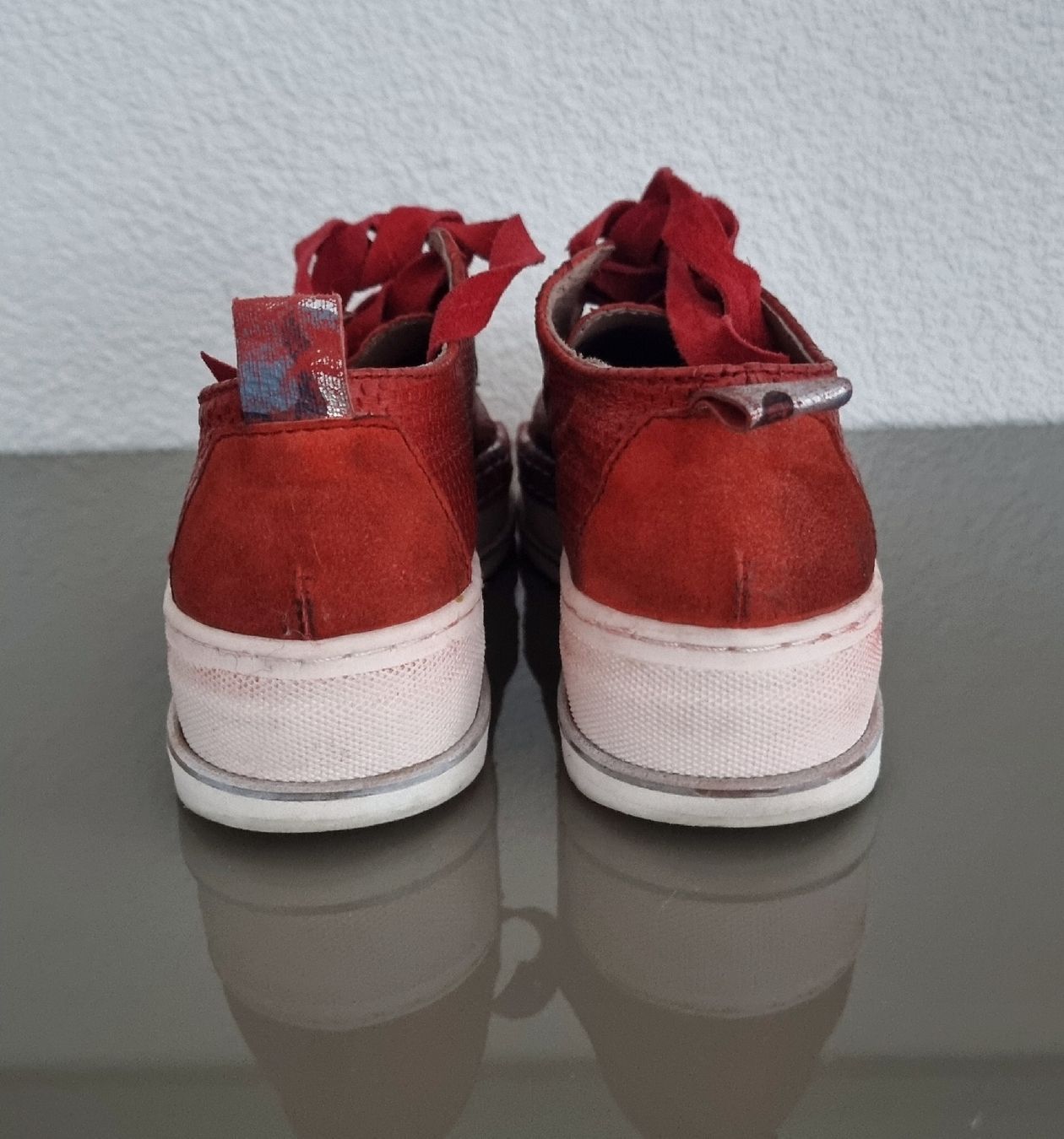 Scarpe da donna: Sneaker rot 37 Leder only studio – Nuovo (secondo la descrizione) da Untereggen venduto da cla_kb2w 4