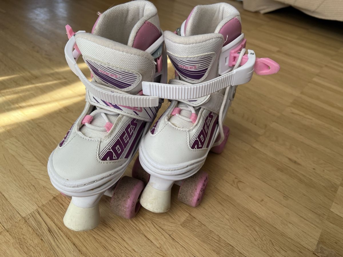 Pattini in linea & Pattini a rotelle: ROCES ROLLSCHUHE Mädchen, Verstellbar Grösse 30-33 – Usato da Rickenbach Sulz venduto da Joelsalvi0 1
