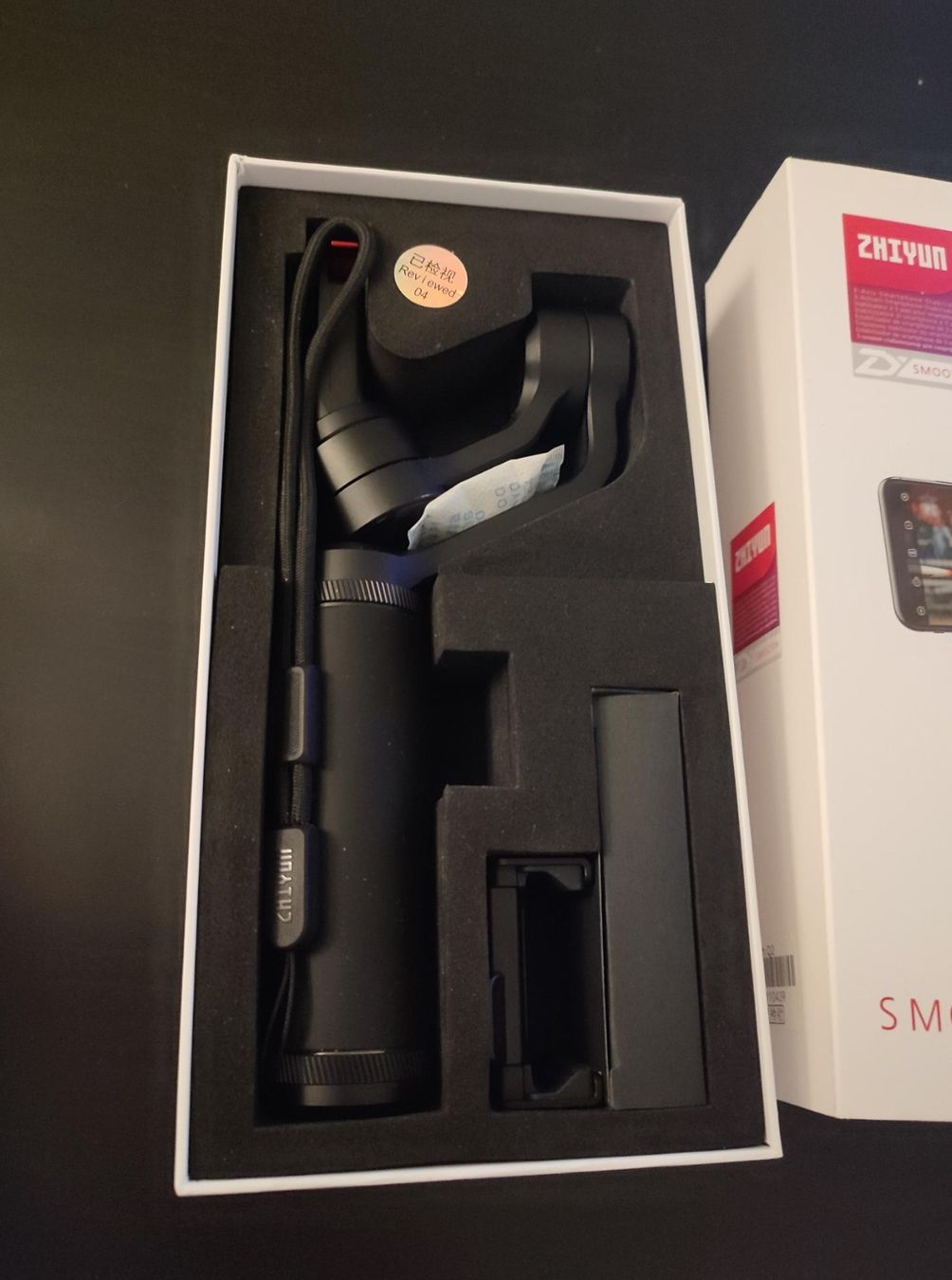 Zhiyun Treppiedi & Teste: Zhiyun Smooth Q2 Gimbal Smartphone Stabilizer iPhone Android – Nuovo (secondo la descrizione) da Küsnacht ZH venduto da Angoland 1