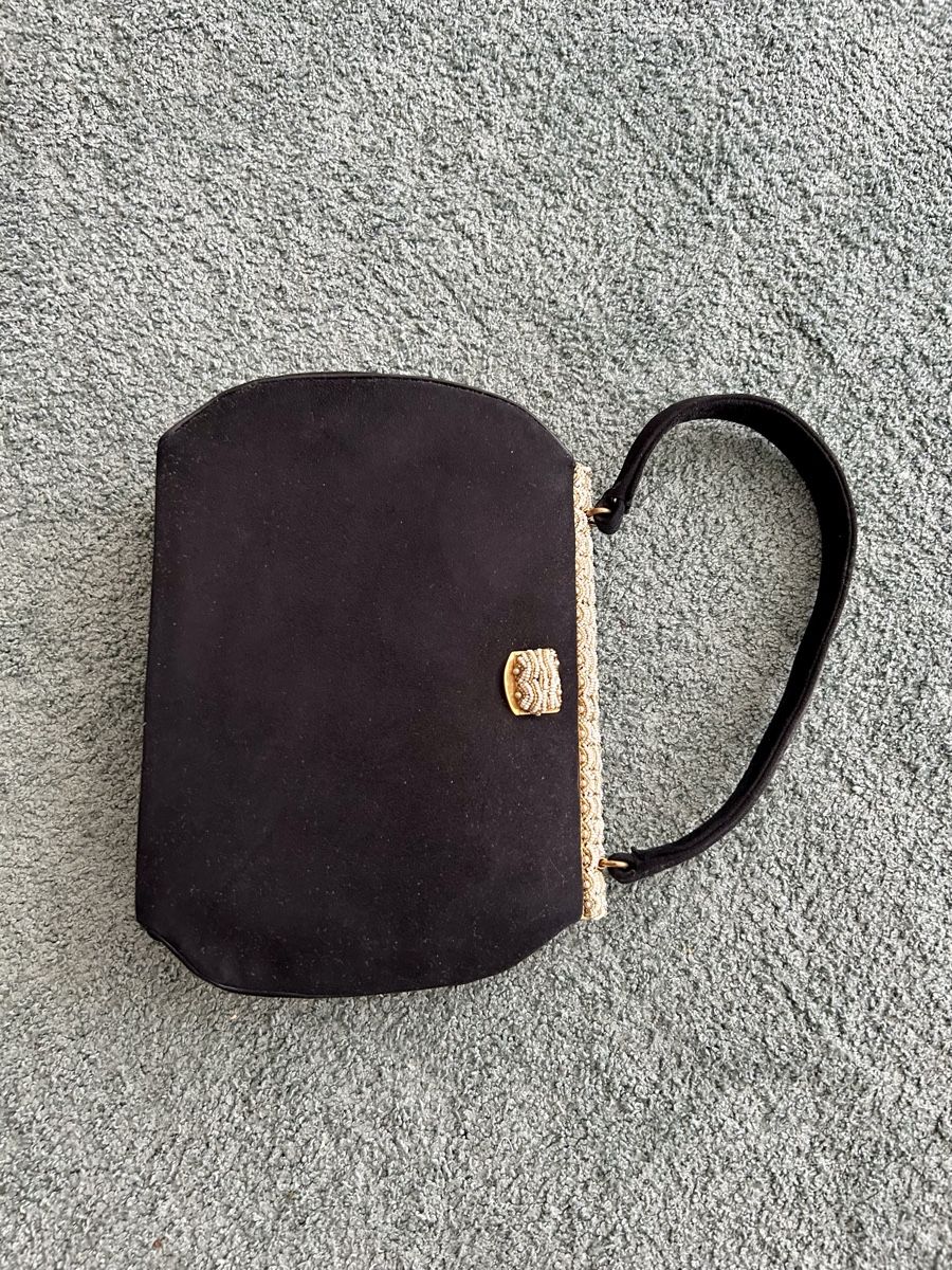 Borse da donna: Edle schwarze Tasche aus Samt – Usato da Zürich venduto da ann_5b6d