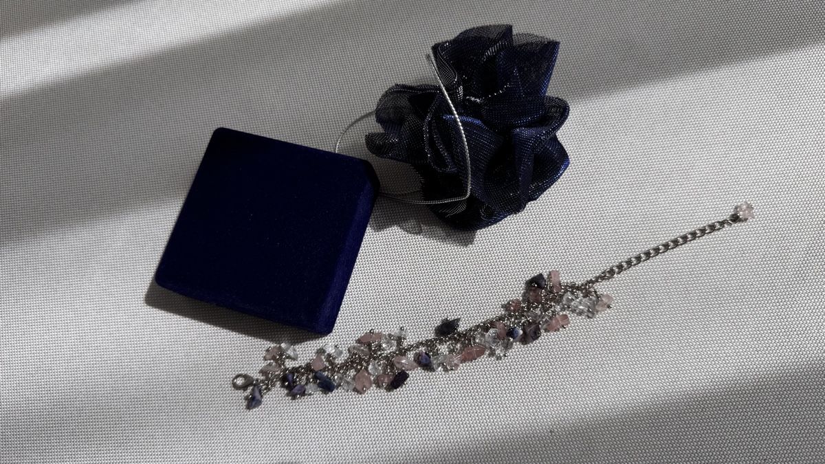 Bracelets: Armband mit Edelsteinen  – Neuf avec emballage d'origine à HORGEN par vladibarca10 4