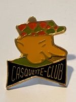 1 Pin Casquette Club