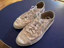 Nike Sneaker textil Gr. 38,5